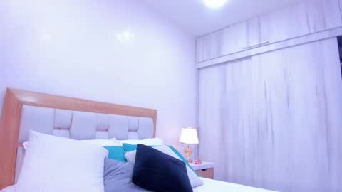 Paola  online show from 10, 2, 2025