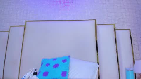 Paola  online show from 25, 2, 2026