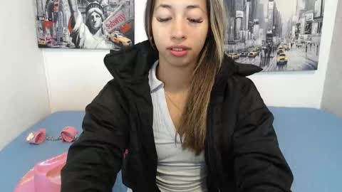 Paola online show from 7, 1, 2026