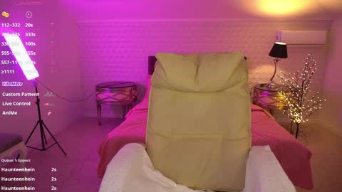 Lia online show from 1, 4, 2026