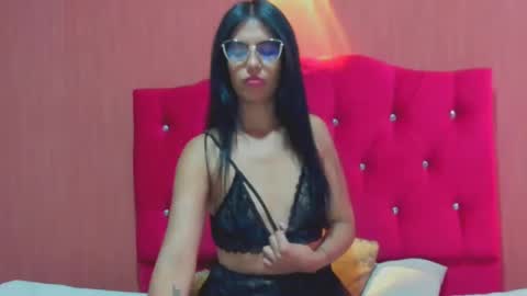 Snapshot of paolaturner chatting on 7, 2, 2025 Paola Turner online show from 7, 2, 2025