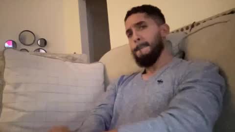 papicubano_guapo23cm online show from 14, 10, 2025