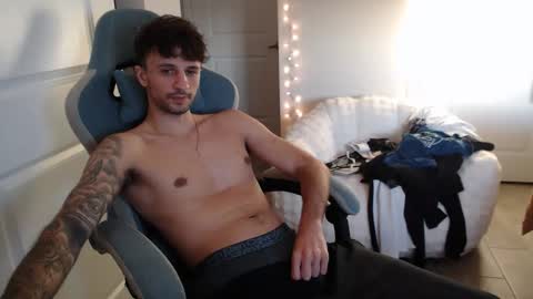 Snapshot of papijakey chatting on 20, 2, 2026 -- New Videos Down Below online show from 20, 2, 2026