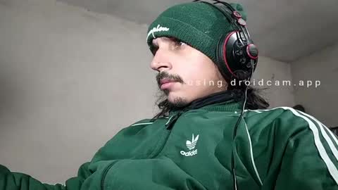 Snapshot of papito20cm chatting on 19, 5, 2026 Lau online show from 19, 5, 2026
