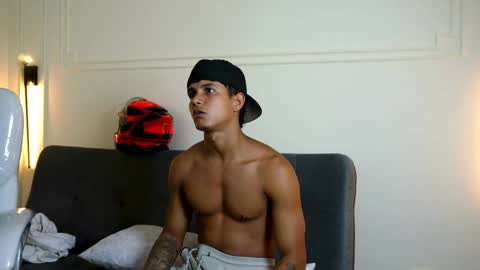 Ryan And Casper online show from 7, 2, 2025