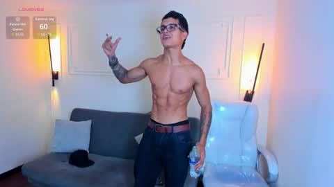 Ryan And Casper online show from 27, 10, 2025