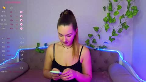 Allie  Alex Thumbs up if you like us online show from 4, 12, 2024