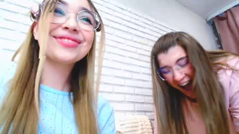 Snapshot of paradisexparadisex chatting on 15, 2, 2026 paradisexparadisex online show from 15, 2, 2026