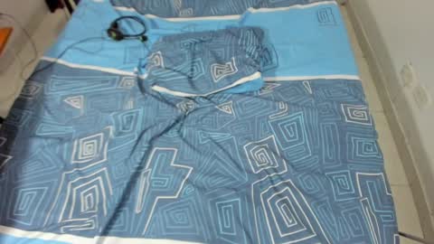 Snapshot of parejacachonda chatting on 12, 12, 2024 sara and andreu online show from 12, 12, 2024