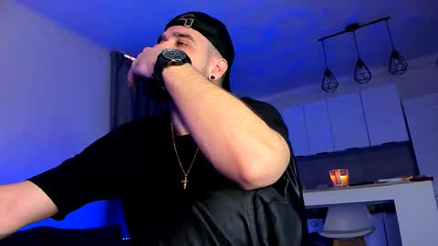 Paris online show from 20, 11, 2025