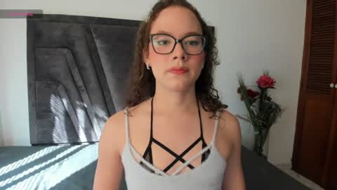 PARIS LOVE  online show from 11, 6, 2026