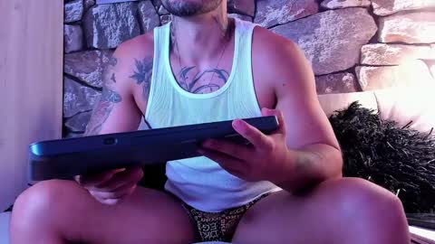 parker lavine online show from 31, 12, 2024