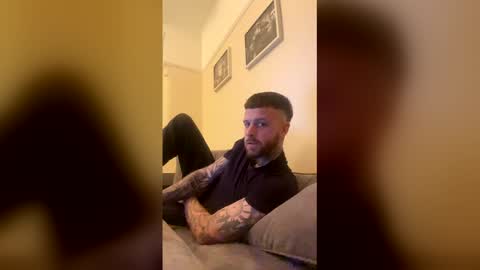 parkertom525 online show from 21, 4, 2026