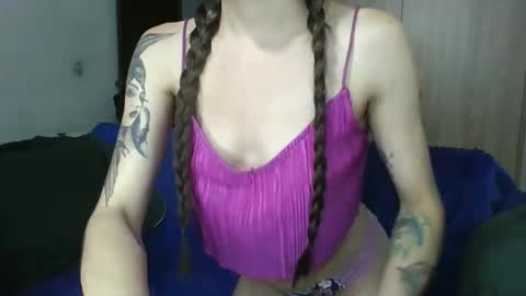 Snapshot of passion_fruit01 chatting on 29, 9, 2025 passion_fruit01 online show from 29, 9, 2025