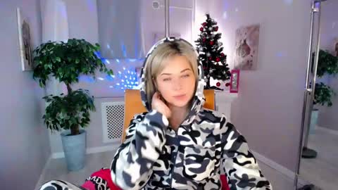 Snapshot of passionate_babe chatting on 17, 1, 2025 I have returned from vacation and I am glad to share my energy and emotions with you online show from 17, 1, 2025