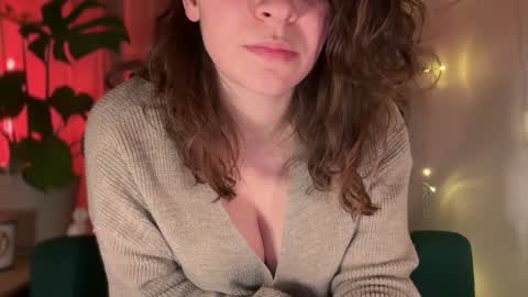 Call me Miss Alice Careful Passion Queen online show from 4, 2, 2025