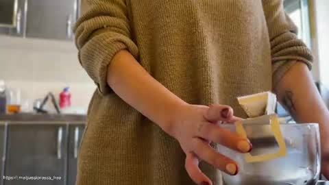 Call me Miss Alice Careful Passion Queen online show from 15, 4, 2026