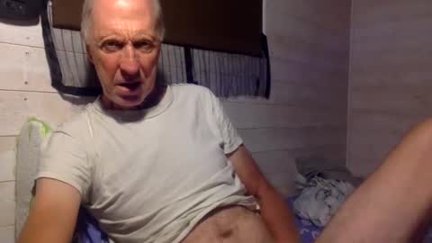 Snapshot of patibulaire1912 chatting on 21, 4, 2026 Pati24 online show from 21, 4, 2026