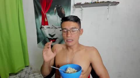 Snapshot of patrick_1_ chatting on 17, 5, 2026 EDUAR Independent model online show from 17, 5, 2026