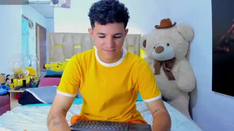 Snapshot of patrick_sanzzz chatting on 28, 4, 2026 Patrick online show from 28, 4, 2026