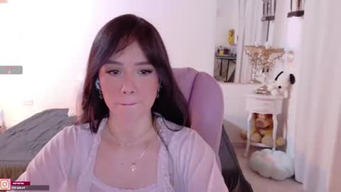 Snapshot of pau_cute chatting on 1, 7, 2026 Sofa online show from 1, 7, 2026