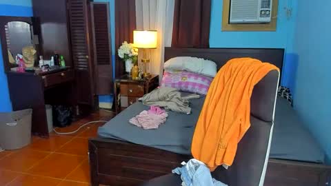 Snapshot of pau_kink95 chatting on 25, 11, 2025 Paula online show from 25, 11, 2025