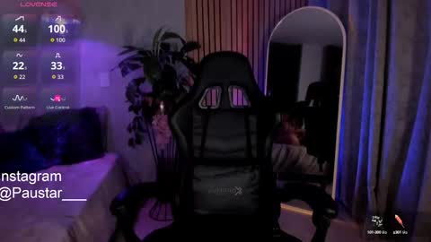 pau_star_ online show from 13, 10, 2025