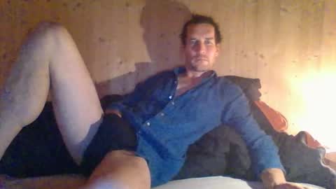 paueriwan online show from 12, 11, 2025