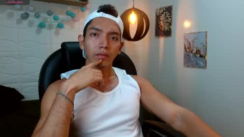 Snapshot of paul_cros chatting on 23, 5, 2026 paul_cros online show from 23, 5, 2026