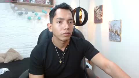 Snapshot of paul_cros chatting on 16, 6, 2026 paul_cros online show from 16, 6, 2026