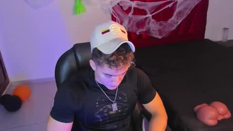 Paull George online show from 17, 10, 2025