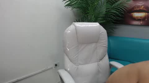 Snapshot of paul_ponce chatting on 16, 10, 2025 PAUL online show from 16, 10, 2025