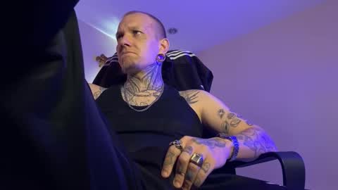 Snapshot of paul_razor chatting on 15, 12, 2025 Paul online show from 15, 12, 2025