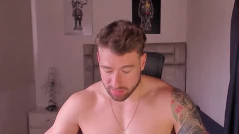 PAUL ROGER online show from 9, 1, 2026