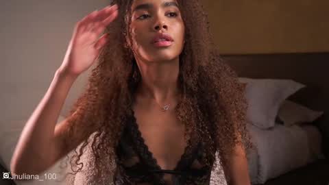 Paula online show from 8, 1, 2025