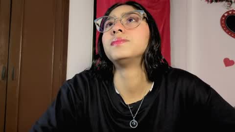Snapshot of paulacutexs chatting on 4, 5, 2026 Paula online show from 4, 5, 2026