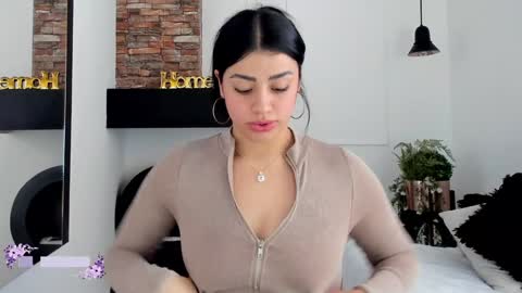      online show from 4, 1, 2025