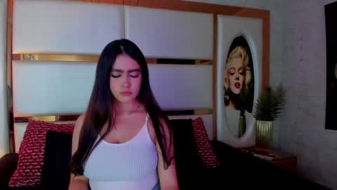 Snapshot of pauli_ferrer2 chatting on 17, 7, 2026 --- Pauli --- online show from 17, 7, 2026