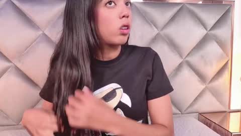 Snapshot of paulina_cano chatting on 10, 6, 2026 Paulina online show from 10, 6, 2026