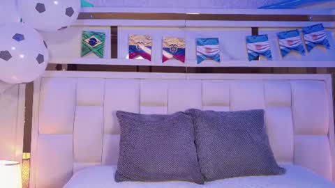 Snapshot of paulina_cano chatting on 18, 6, 2026 Paulina online show from 18, 6, 2026