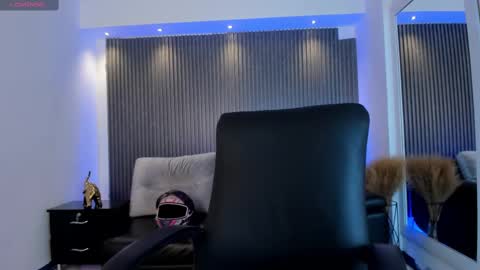 Paulina  online show from 24, 9, 2025