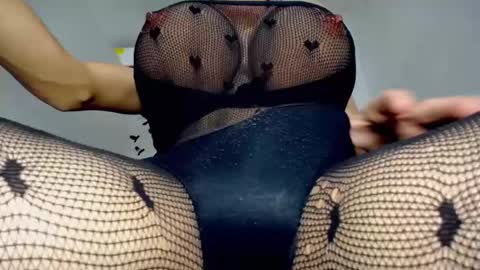 paulinabigcock24 online show from 5, 2, 2025