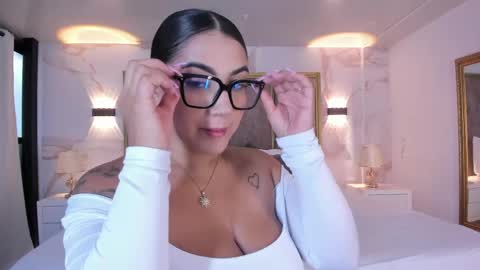 Snapshot of paulinaduarte_ chatting on 7, 5, 2026 Paulina online show from 7, 5, 2026