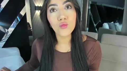 Snapshot of paulinaduarte_ chatting on 8, 7, 2026 Paulina online show from 8, 7, 2026