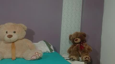 Snapshot of paulinawilliams chatting on 18, 11, 2025 paulina online show from 18, 11, 2025