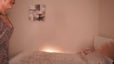 Snapshot of pauline_2005 chatting on 20, 6, 2026 Pauline online show from 20, 6, 2026