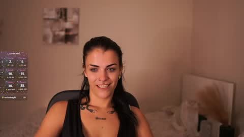Snapshot of pauline_2005 chatting on 24, 7, 2026 Pauline online show from 24, 7, 2026
