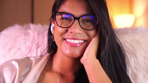 pauline_7 online show from 5, 1, 2025