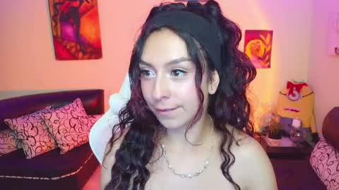 Paula San online show from 11, 5, 2026