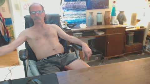 Snapshot of paulleroy chatting on 25, 1, 2025 paulleroy online show from 25, 1, 2025